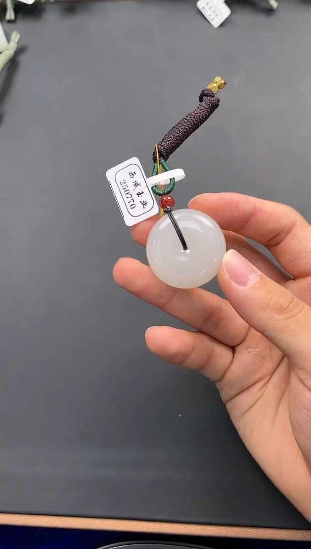 未镶嵌手串和田玉且末天泰白玉平安扣微色差