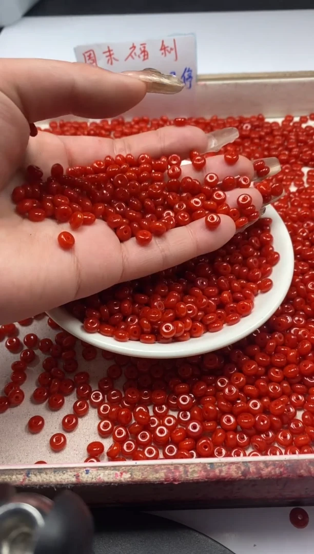 【闪购商品】南红玛瑙颈饰未镶嵌w2256锦红南红隔片6*3mm*50颗