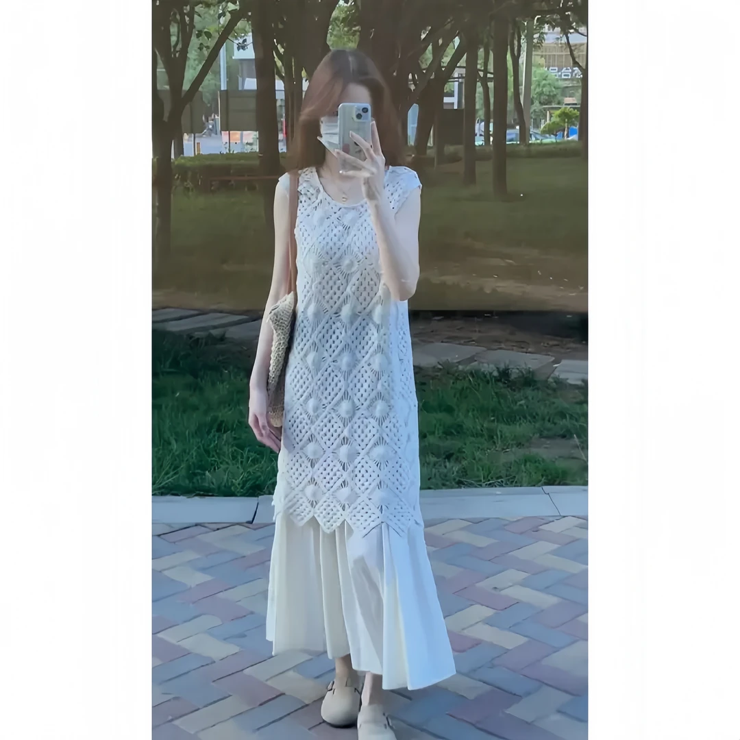 女装夏装套装2025新款法式气质镂空钩花背心设计感显瘦吊带连衣裙