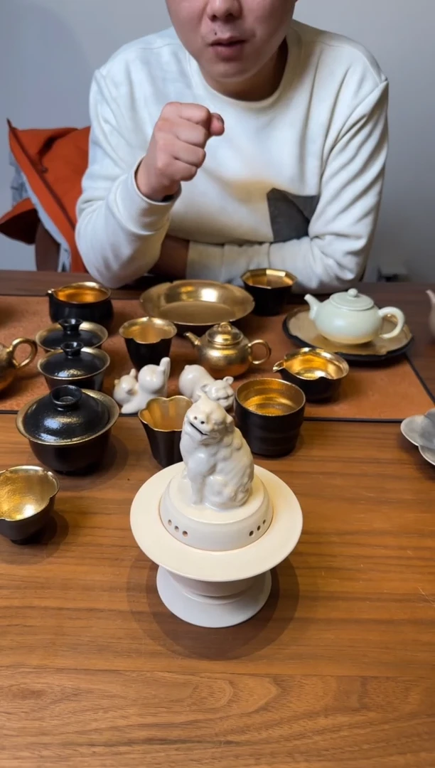 霖松堂 草木灰釉 狻猊香炉