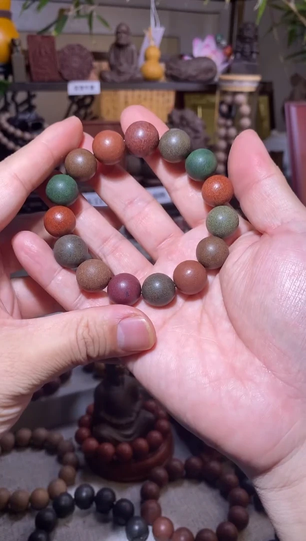 【闪购商品】泥塑瑕疵多宝珠手串1.5cm6号