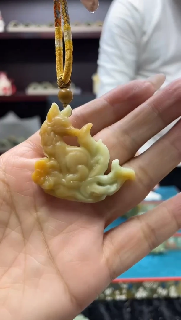 未镶嵌岫玉吊坠多样性发*货拍一发一