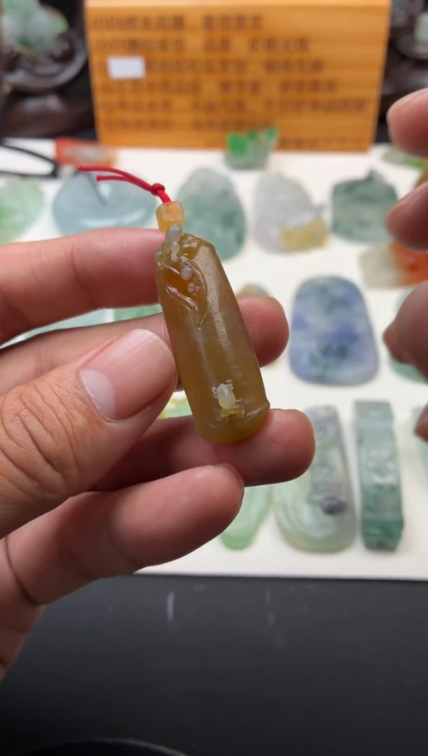 未镶嵌定制翡翠翡翠