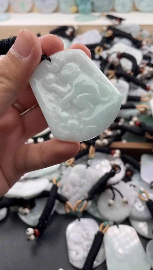 颈饰未镶嵌翡翠25/18/988