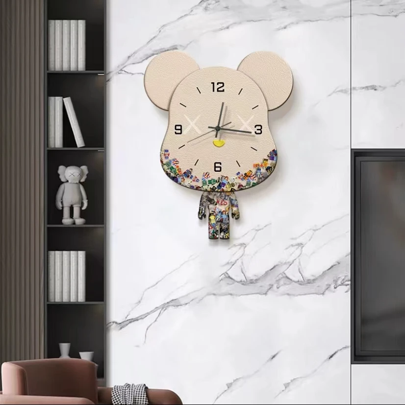 B暴力熊创意潮流挂钟客厅家用新款钟表餐厅静音摇摆时钟3050