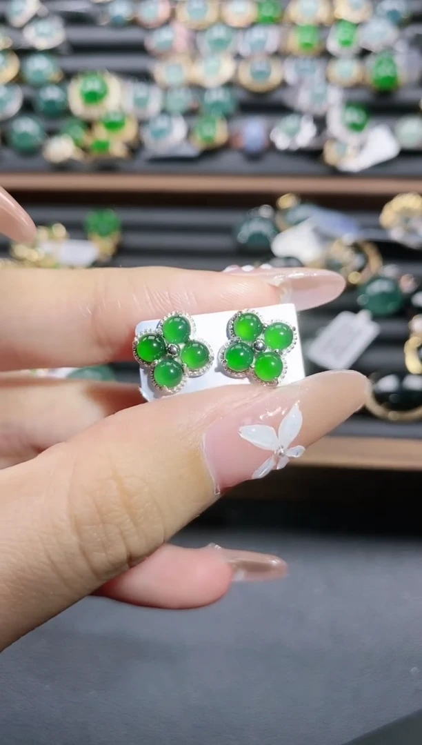 【闪购商品】翡翠戒指银S925镶嵌51511