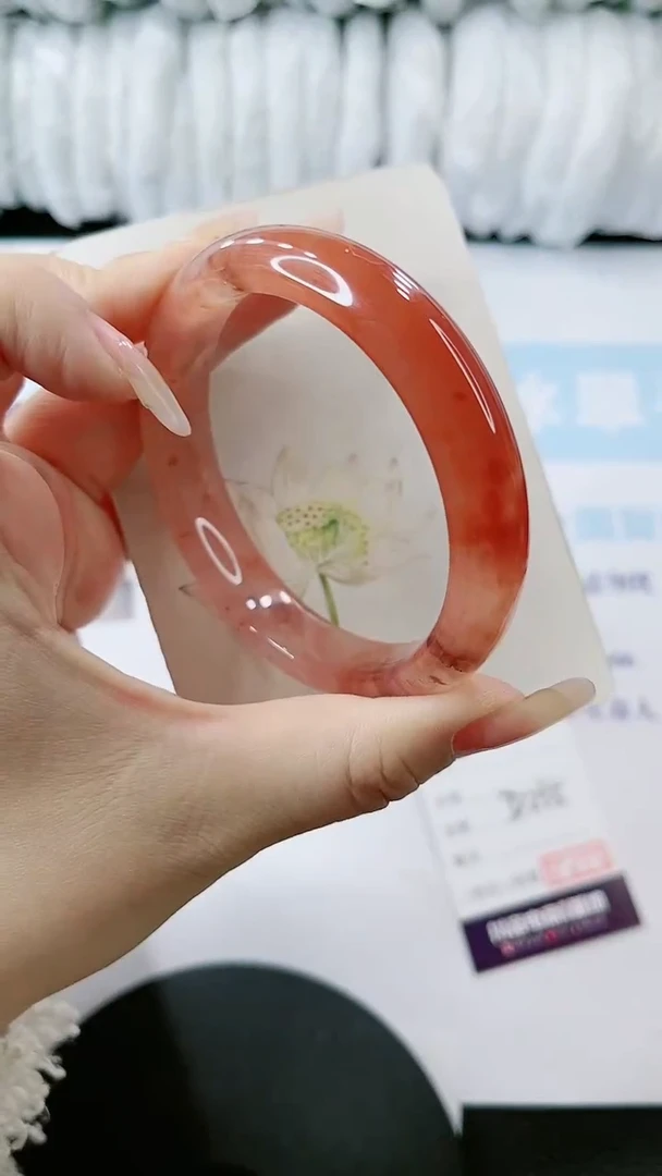 【闪购商品】石英质玉手镯未镶嵌多样性发货D255