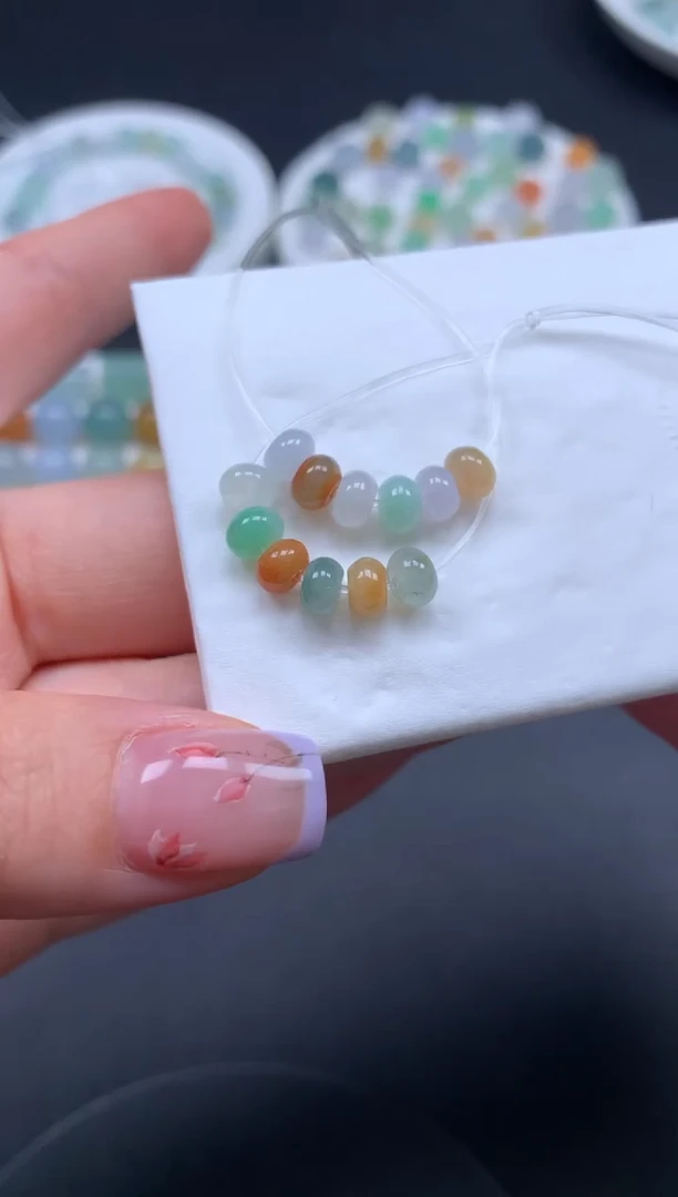 翡翠散珠天然翡翠D2191（5+mm）