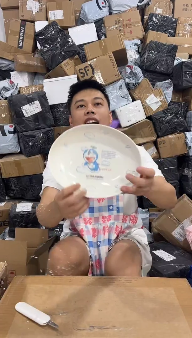 瓷片叮当猫餐盘