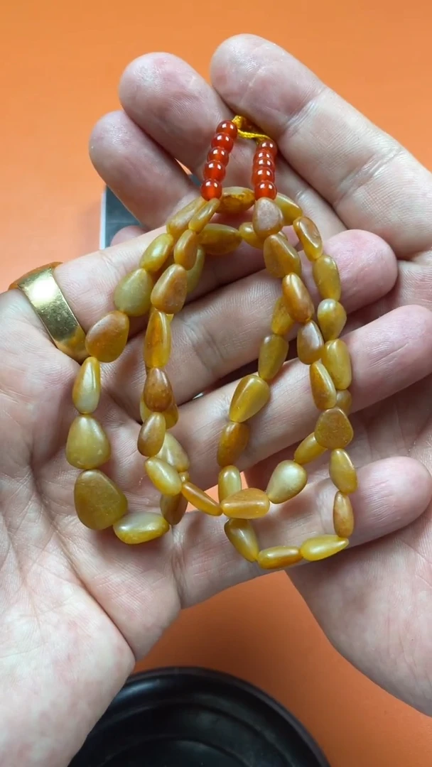 和田玉未镶嵌颈饰1