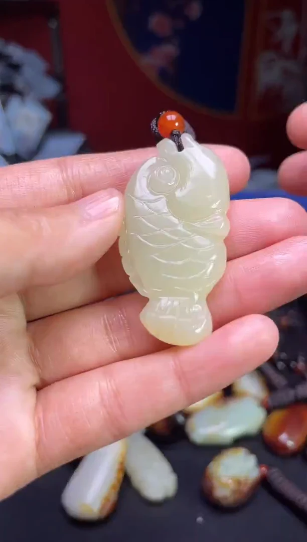 颈饰未镶嵌和田玉1