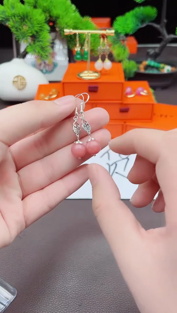 【闪购商品】玛瑙/玉髓耳钉银S925镶嵌426000