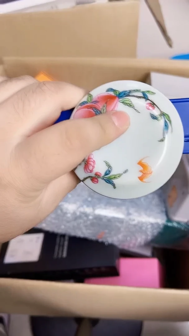 瓷片铁盒护