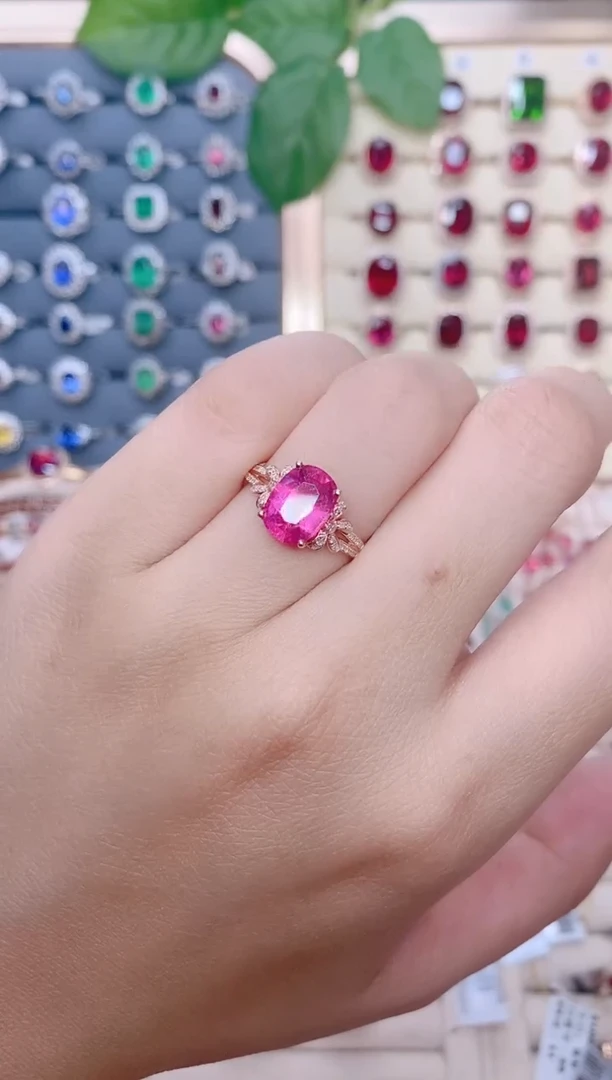 18K金镶嵌碧玺戒指碧玺2.8ct