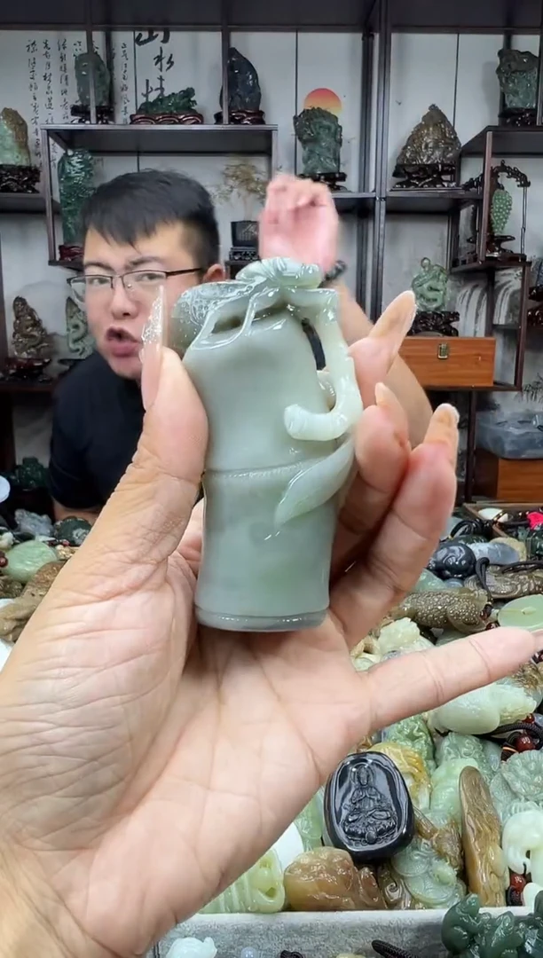 未镶嵌和田玉把件1