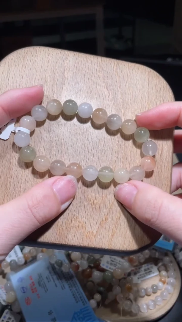 【闪购商品】水晶手链未镶嵌138号多样性发货一I 9+