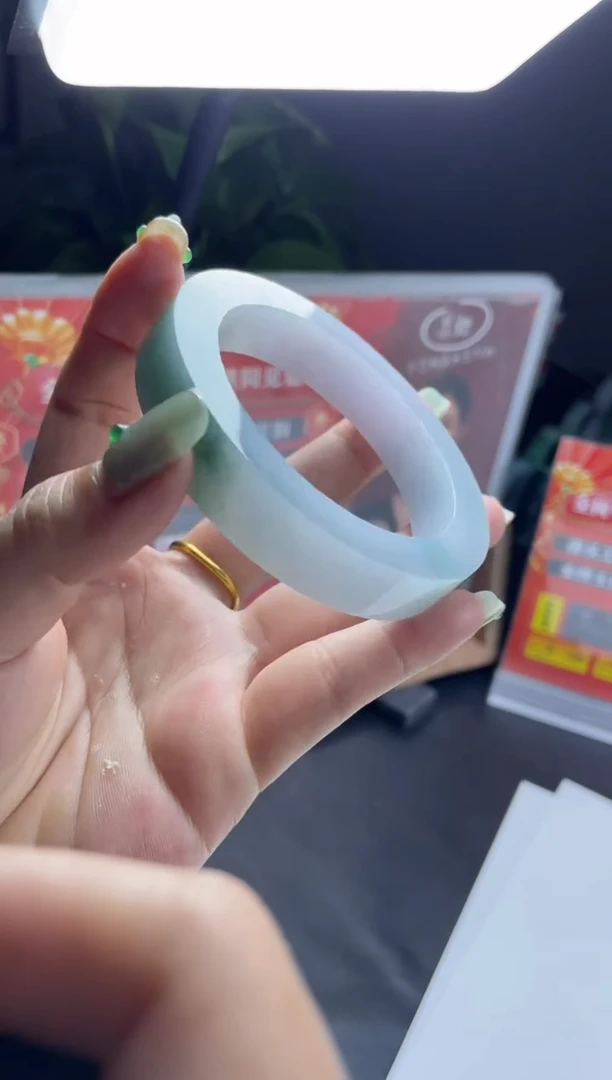 【闪购商品】定制翡翠手镯未镶嵌手镯DDQ/发一件