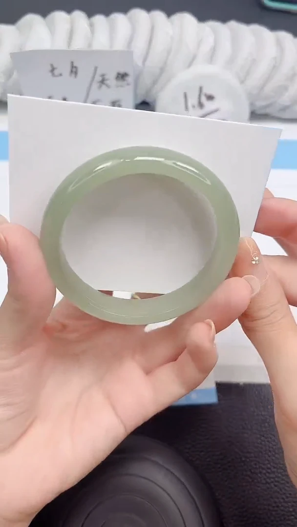 未镶嵌手镯石英质玉+311-56.6