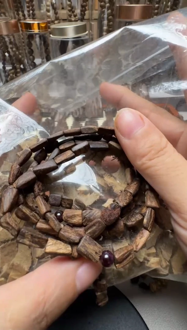 沉香沉香碎屑星*贝达拉干沉香沉水