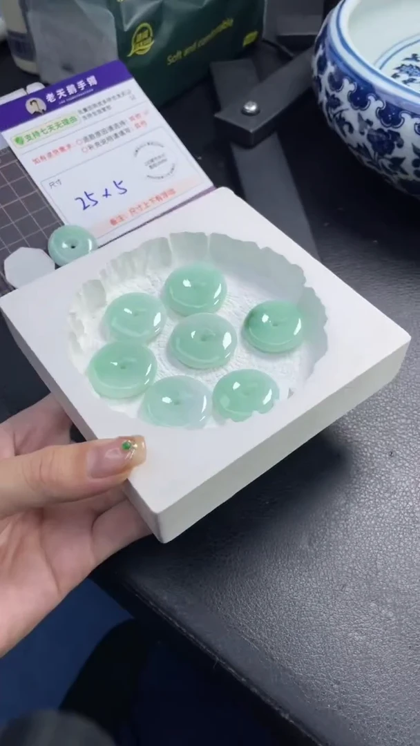 【闪购商品】翡翠颈饰未镶嵌平安扣配绳13/多样性发其一CP