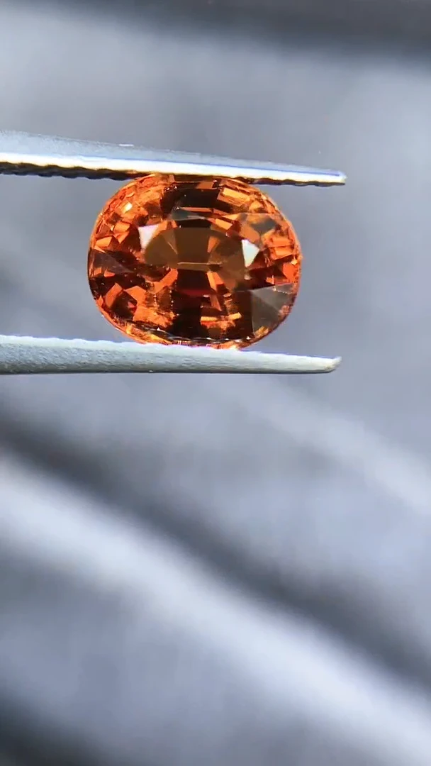 【闪购商品】定制石榴石定制未镶嵌芬达天然2.03克拉