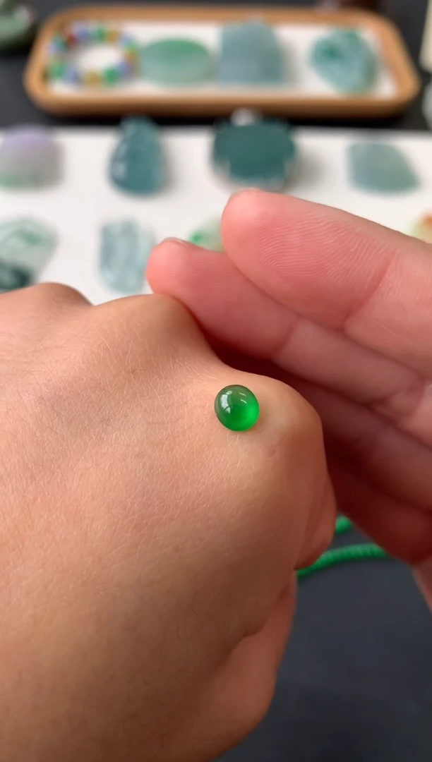 未镶嵌定制翡翠翡翠