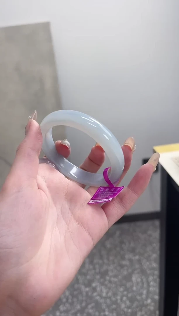 【闪购商品】玛瑙/玉髓手镯未镶嵌58圈 需要包容