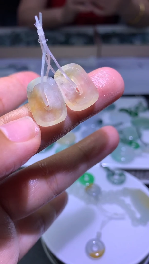 定制翡翠未镶嵌毛货