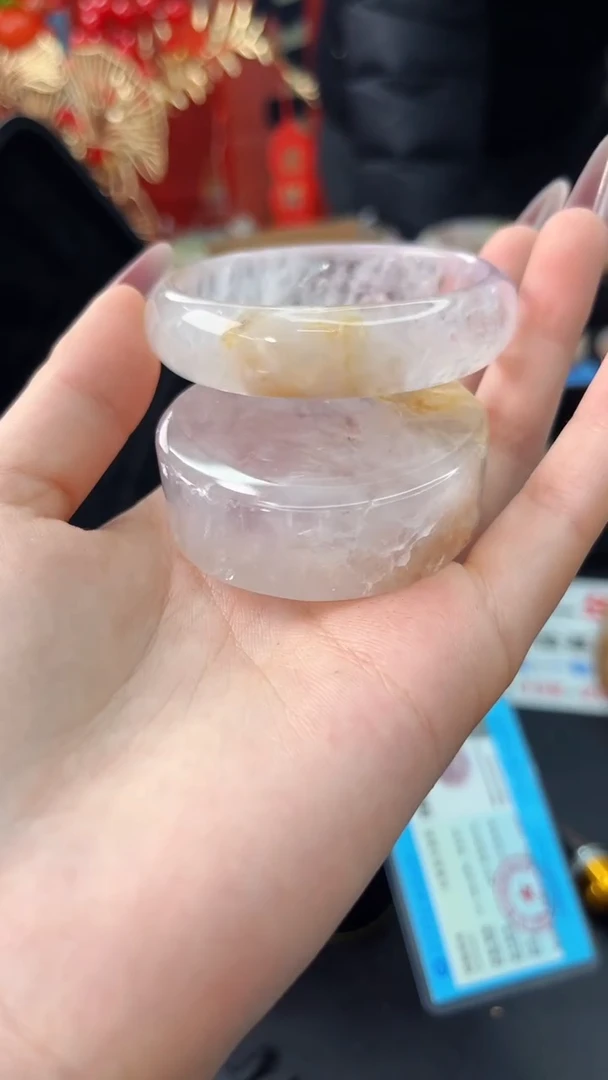 【闪购商品】石英质玉手镯未镶嵌赠送镯心（50圈口）