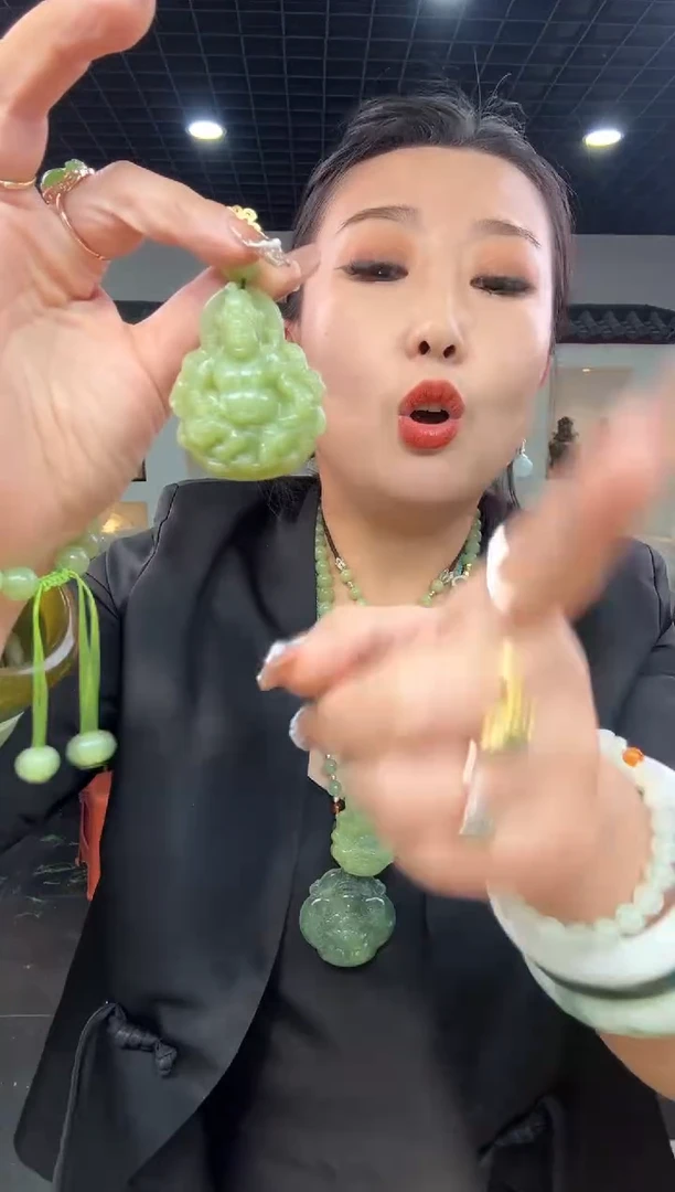 【闪购商品】岫玉颈饰未镶嵌湖水绿藏巴拉【半珠链】