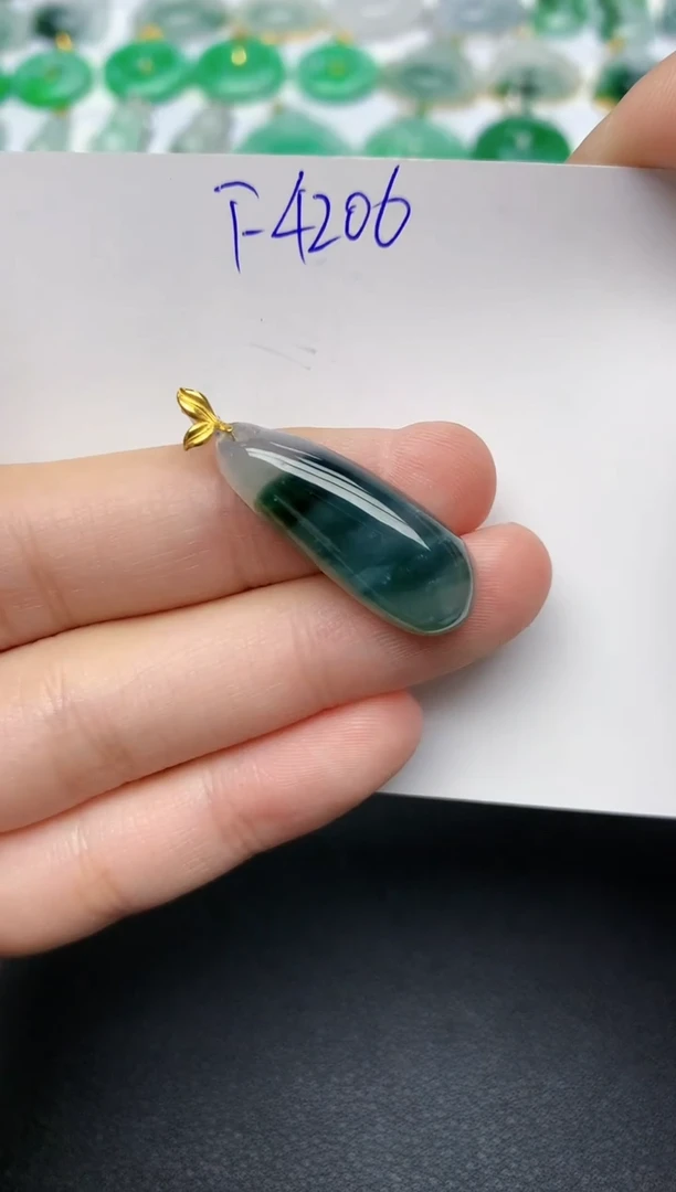 颈饰18K金镶嵌翡翠天然缅甸A货翡翠百元以上9元证书费自理