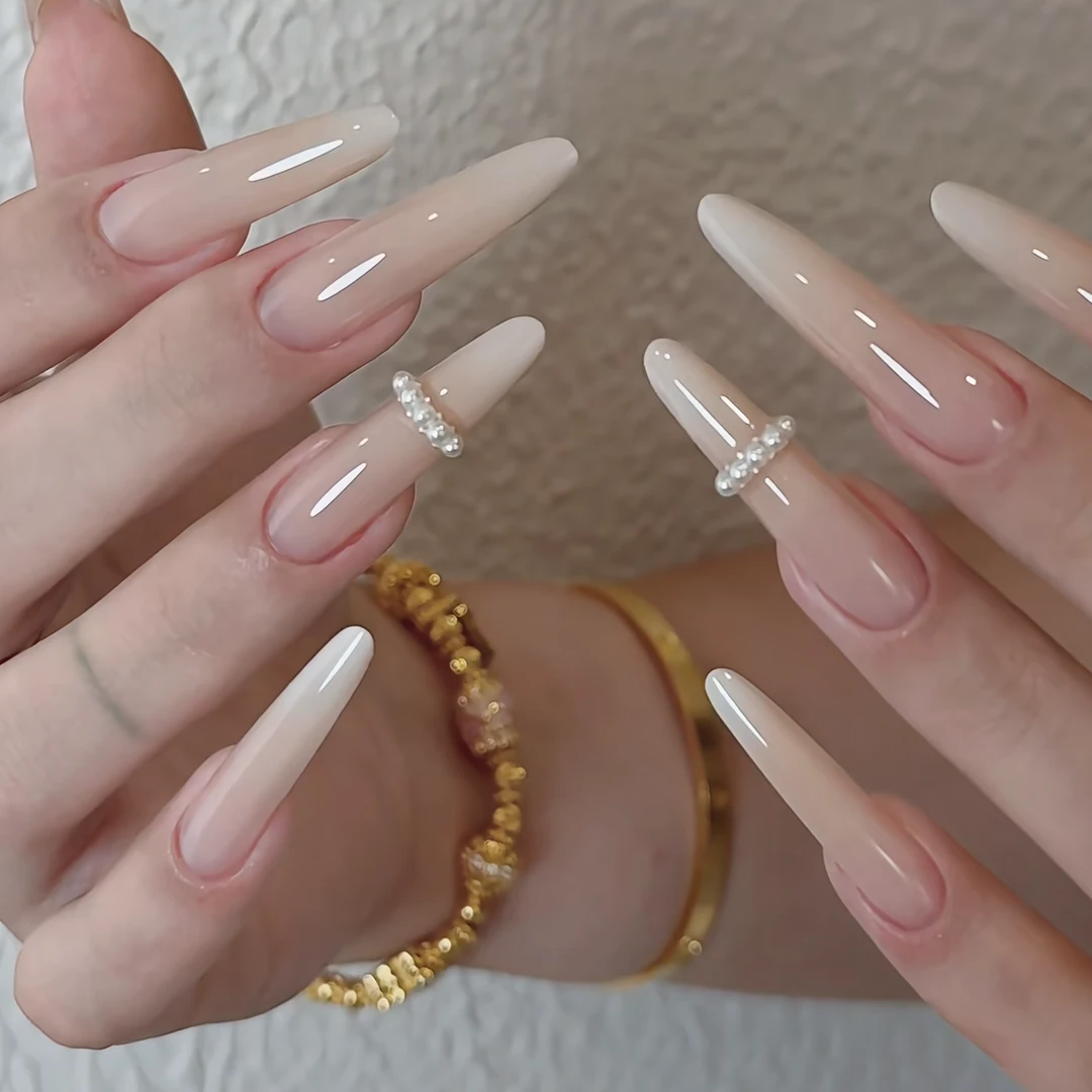 素颜霜纯手工穿戴甲椭圆长款裸色渐变珍珠显白温柔纯欲轻奢逼真