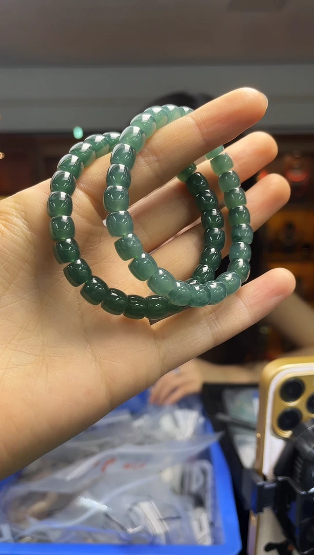 未镶嵌手串翡翠（多样性发一件）