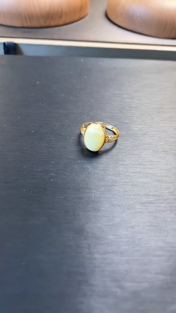 琥珀银S925镀金镶嵌戒指蜜蜡白花925银戒指