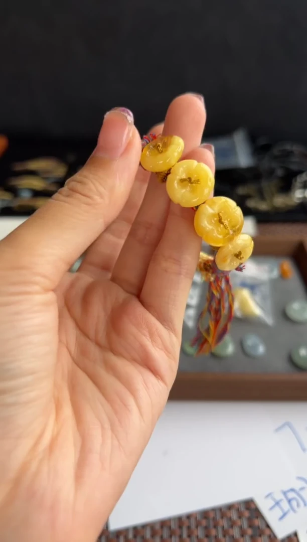 手绳蜜蜡未镶嵌833买断