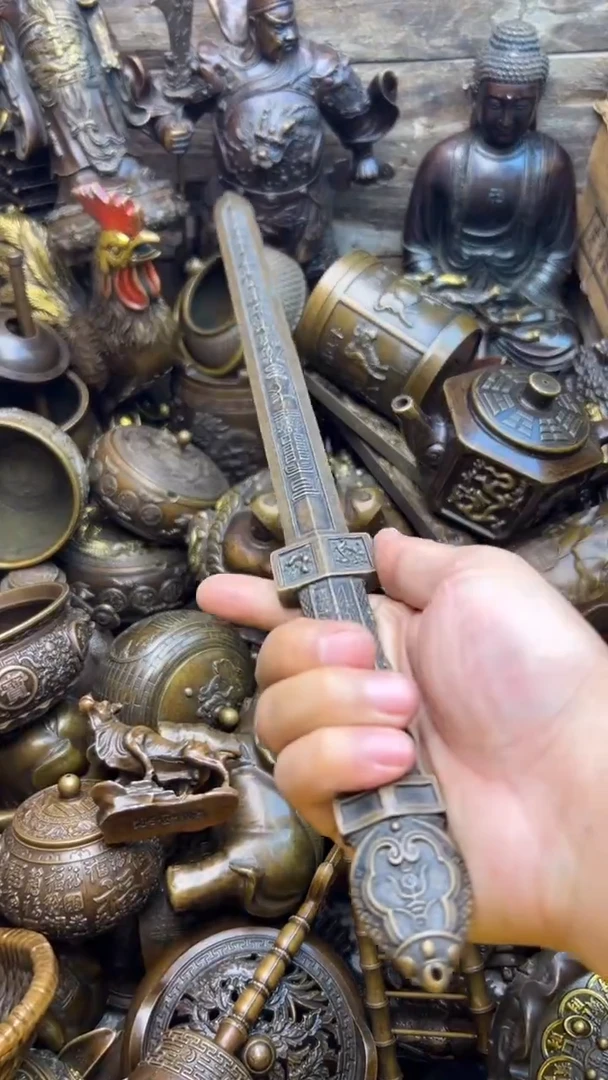 精美铜器，点击下单