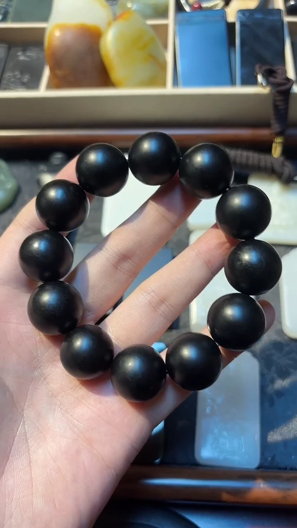 未镶嵌手串和田玉25