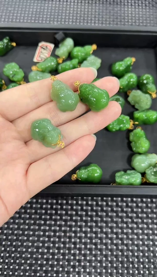 颈饰18K金镶嵌和田玉（多样性发一件）1840