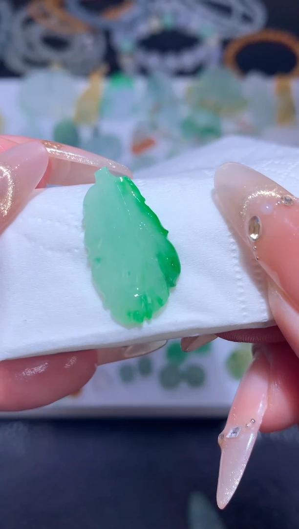 未镶嵌定制翡翠羽毛