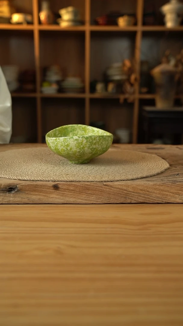 油菜花系列的5英寸元宝碗1个(小）