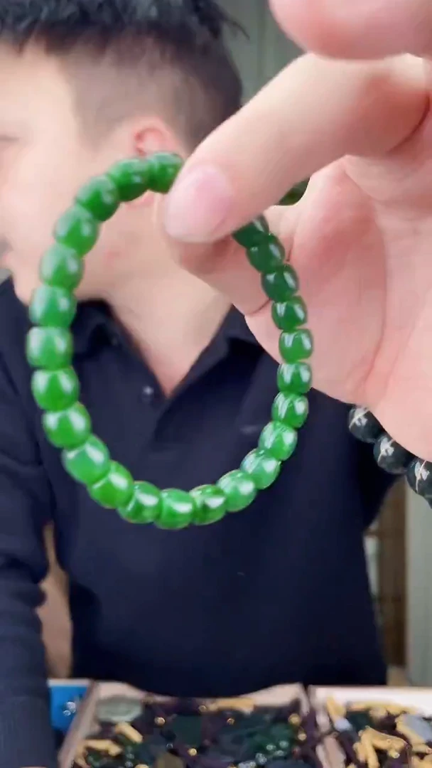 未镶嵌和田玉挂件和田玉拍一发一，多样性发货！