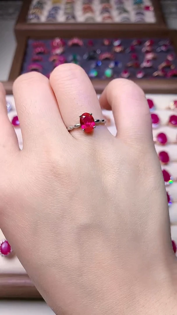 【闪购商品】红宝石戒指银S925镶嵌0000