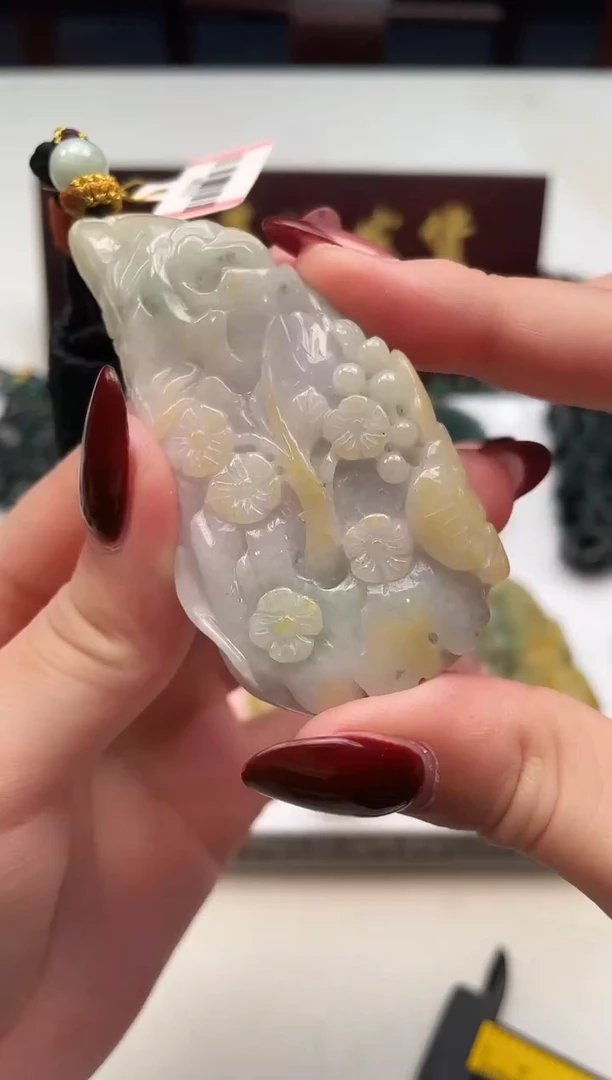 吊坠(不含链)未镶嵌翡翠75