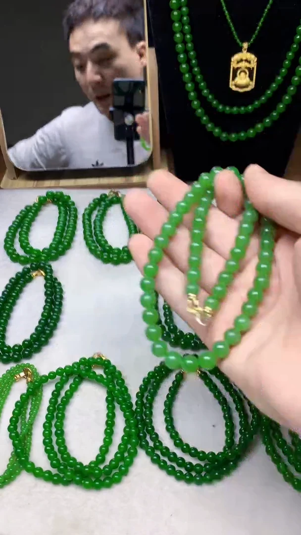 项链未镶嵌和田玉（碧玉）俄碧卡8无黑苹果绿