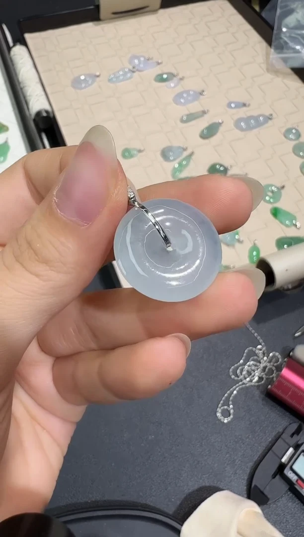 翡翠18K金镶嵌颈饰X0708-1501-457
