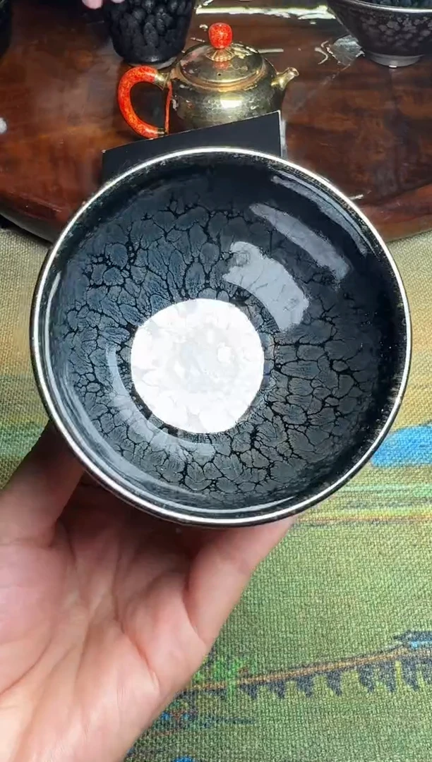 茶盏肖艳水墨牡丹86