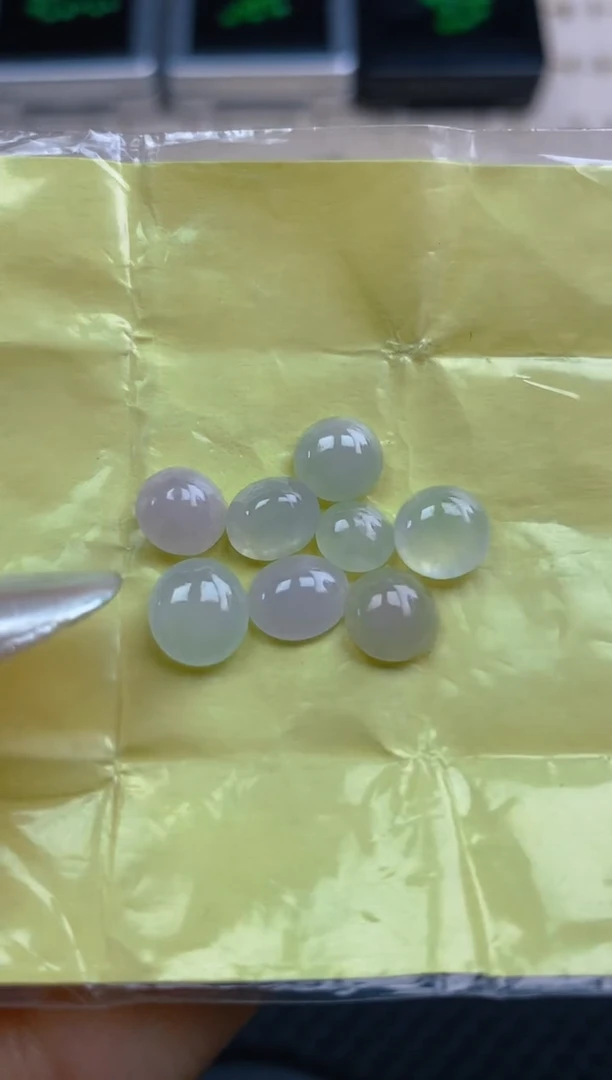 翡翠裸石天然翡翠蛋面14