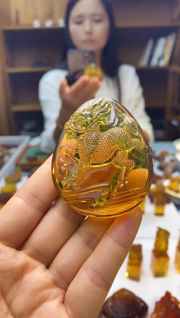 琥珀颈饰未镶嵌SN63-111（麒麟）金兰