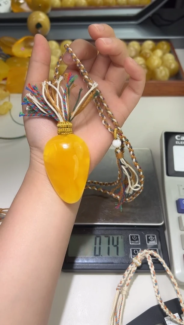 裸石琥珀未镶嵌琥珀蜜蜡吊坠