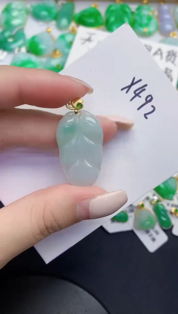 颈饰未镶嵌翡翠缅甸天然翡翠A货
